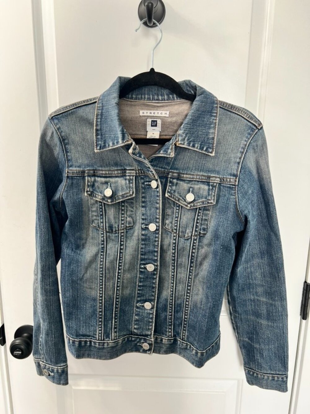 GAP Stretch Denim Jean Jacket Medium Wash Women's Size M Classic Trucker